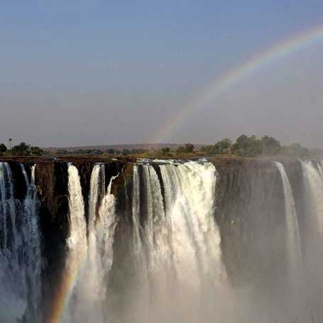 Voyage au Zimbabwe : Arc en ciel sur les chutes Victoria